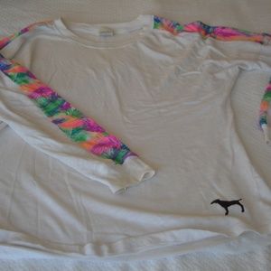 Oversized white cotton shirt with party sleeves